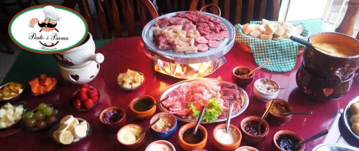 Sequência de Fondue no Piato de Parma em Gramado