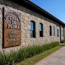 Casa de Pedra em Canela
